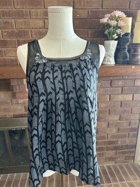 Silence + Noise Beaded Distressed Mesh 100% Silk Chevron Tank M Chic Festival